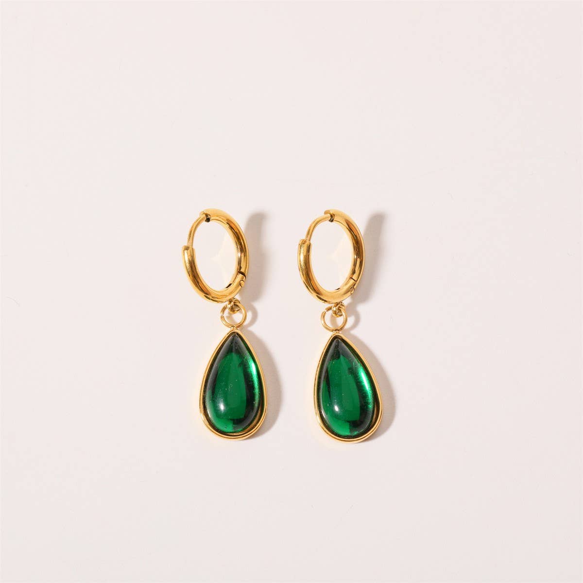 TEARDROP BIRTHSTONE EARRINGS GOLD STAINLESS_CWAJE5032