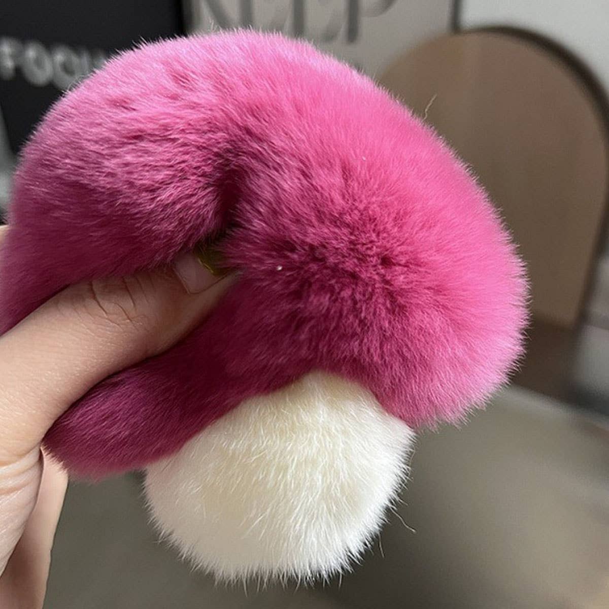 CUTE MUSHROOM KEYCHAIN PENDANT PLUSH ORNAMENT_CWMM2525