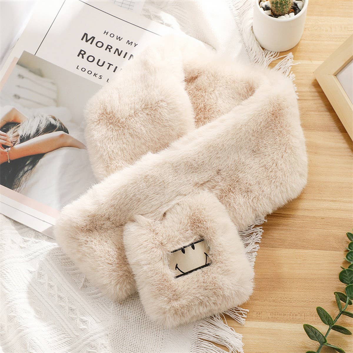 SMILEY FAUX RABBIT FUR SCARF COZY WINTER WRAP_CWASC1250