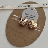 SEMI CIRCLE THREE DIMENSIONAL LOVE EARRINGS_CWAJE1298