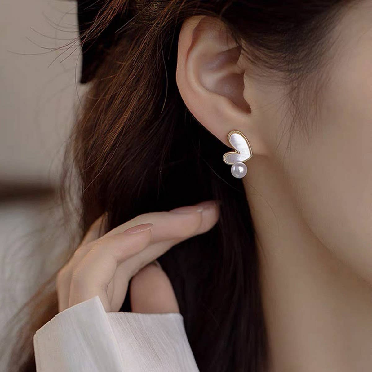 Valentines Day Simple Heart Shell Pearl Earrings