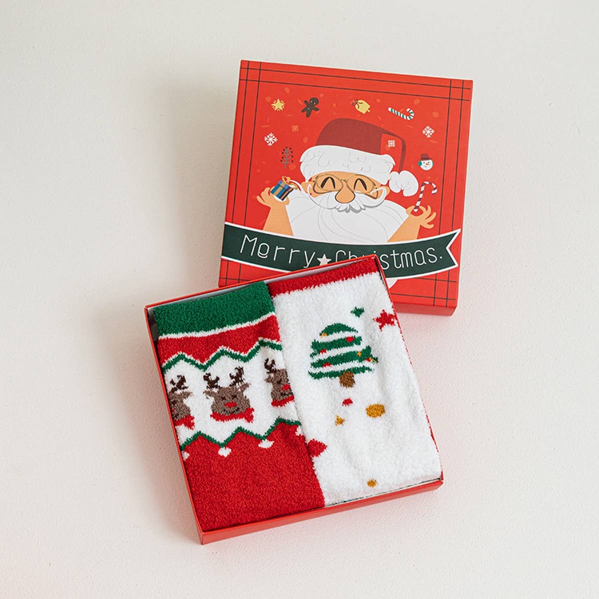 2 PAIRS OF WARM AND THICK CHRISTMAS SOCKS IN A BOX_CWMS0968
