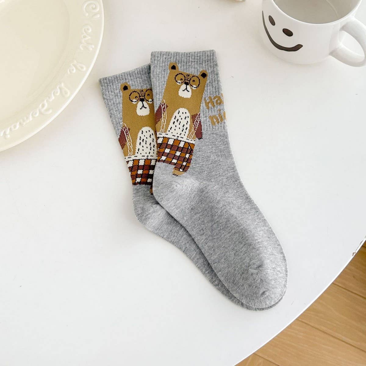 NEW CUTE CARTOON BEAR BONELESS SOCKS FOR WOMEN_CWMS1361