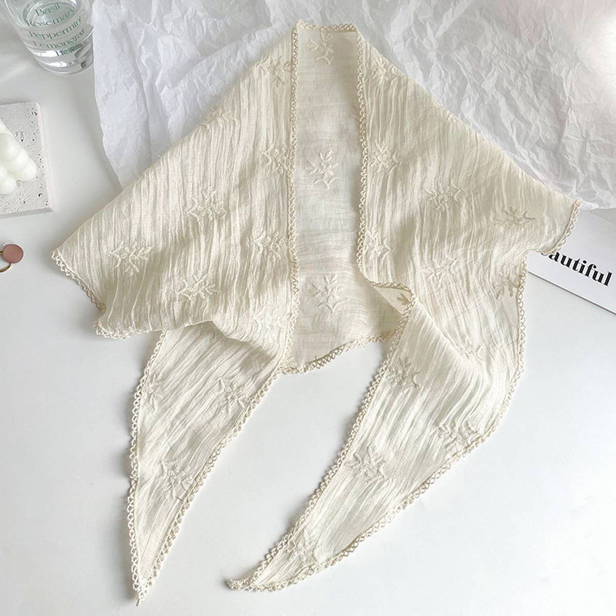 THIN FLORAL LACE TRIANGLE SCARF_CWASC0743