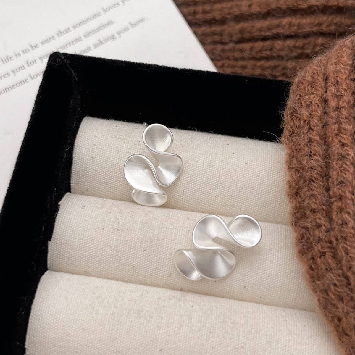 SIMPLE GEOMETRIC DESIGN EARRINGS FOR WOMEN_CWAJE3136