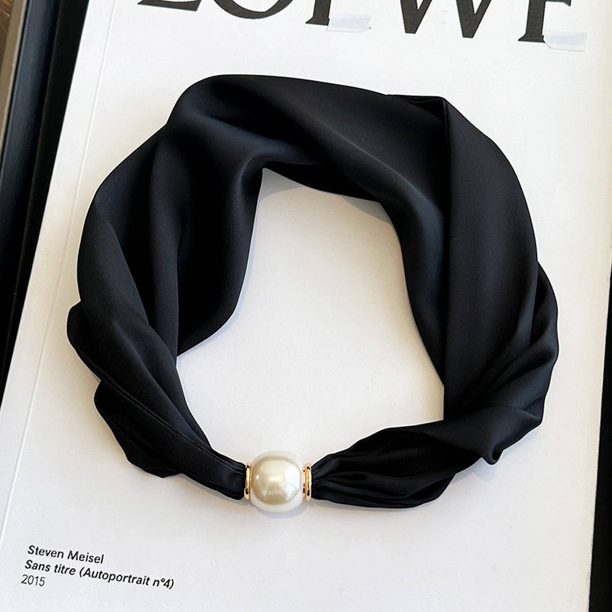 Pearl Magnetic Skinny Silk Neck Scarf_Cwasc03930