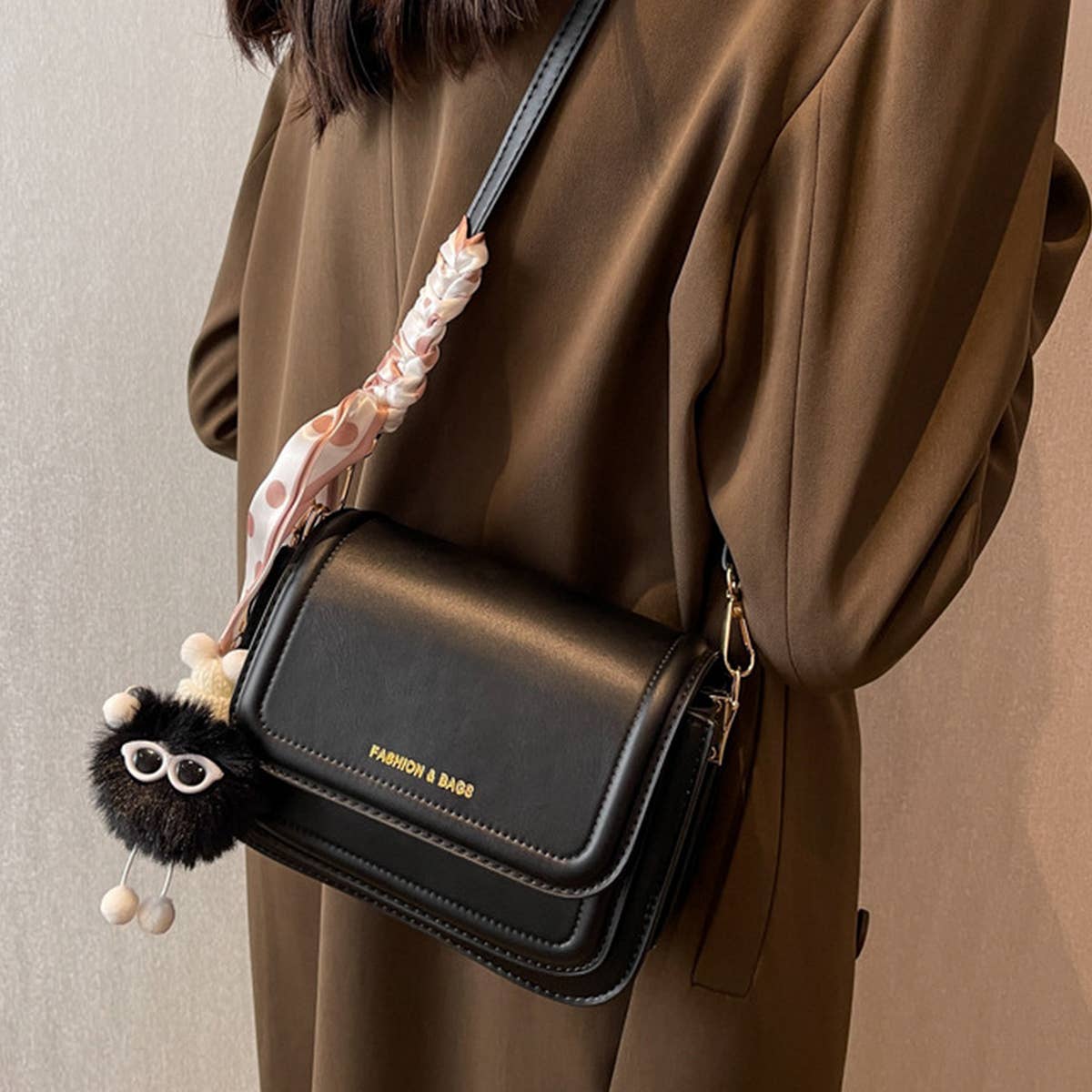 RETRO POPULAR CROSSBODY BAG_CWAB1557