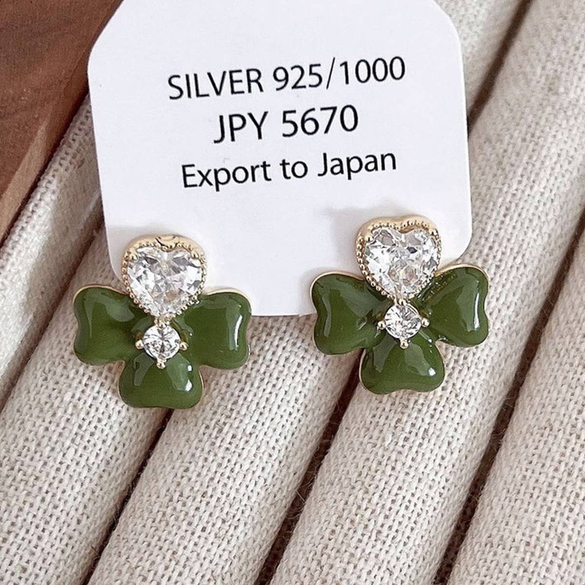 GREEN HEART FLOWER EARRINGS_CWAJE2042