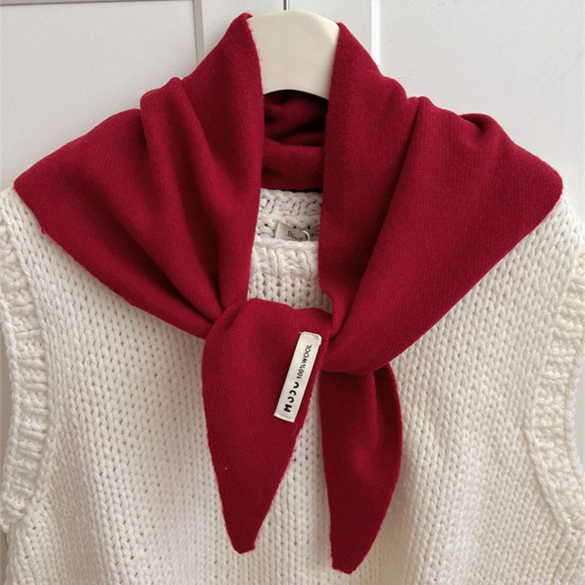 100% Wool Knit Triangle Scarf Multi-Use_Cwov00277