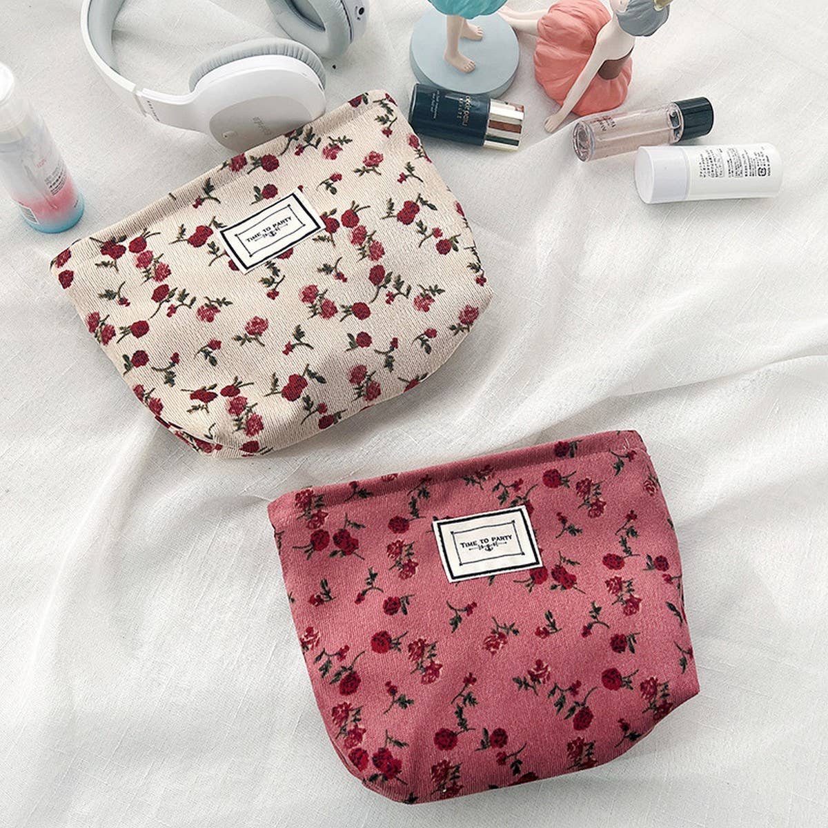 CONTRAST FLOWER PATTERN ZIPPER PORTABLE WASH BAG_CWAB1217
