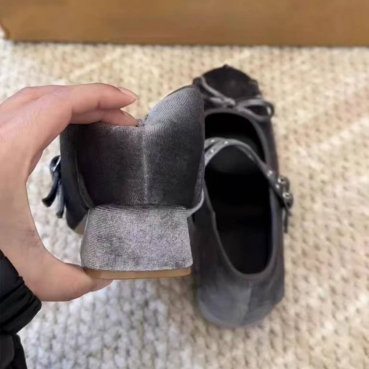 LEATHER MARY JANES WITH BOW 7CM BLOCK HEEL_CWSHF0163