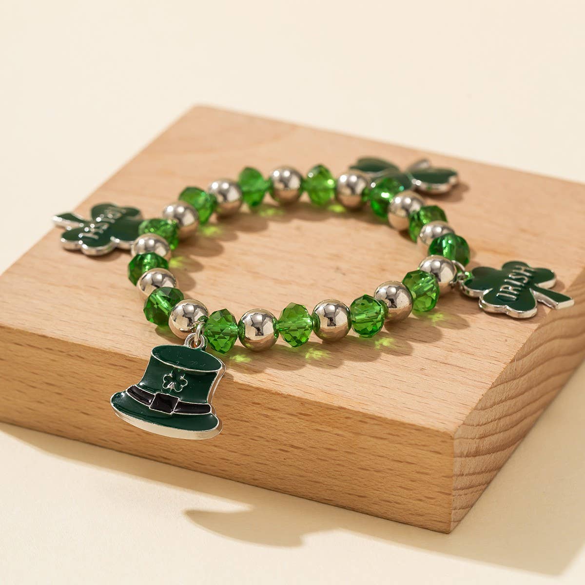 MULTI LEAF CLOVER LETTER SIMPLE BEADED BRACELET_CWAJE1475