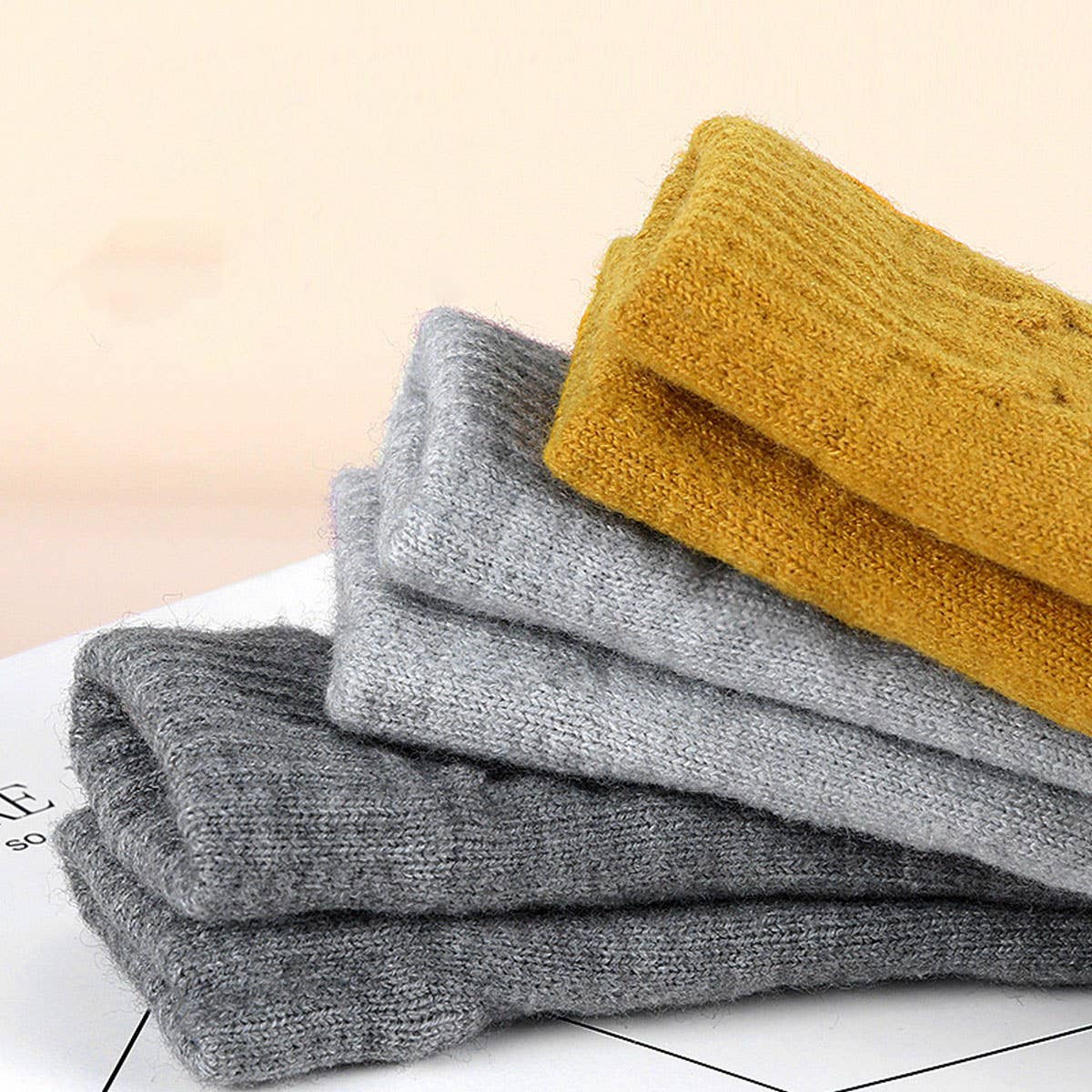 Winter Womens Warm Touch Screen Knitted Gloves_Cwmm2880