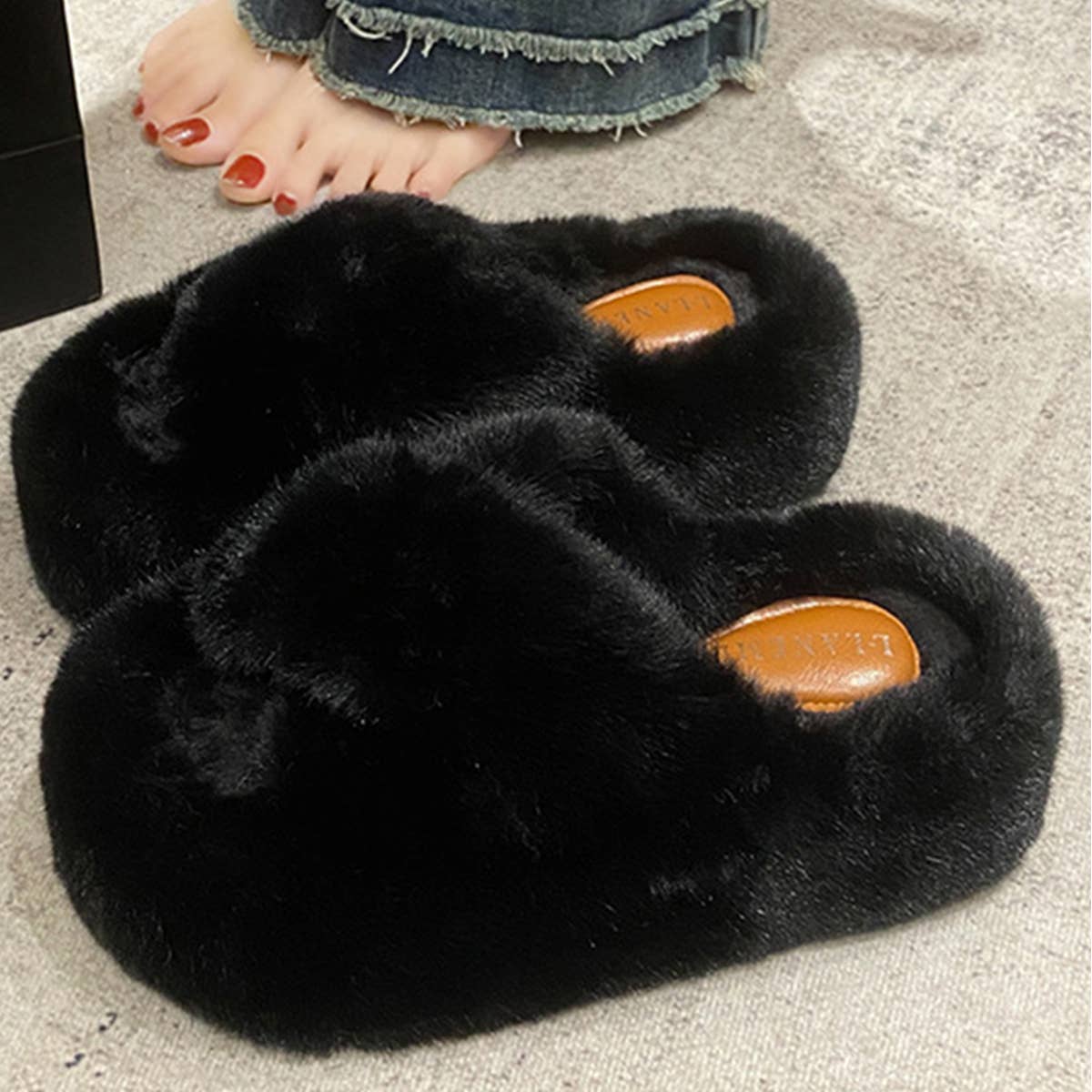 THICK SOLE CROSS STRAP FLUFFY BEDROOM SLIPPERS_CWSHS0230