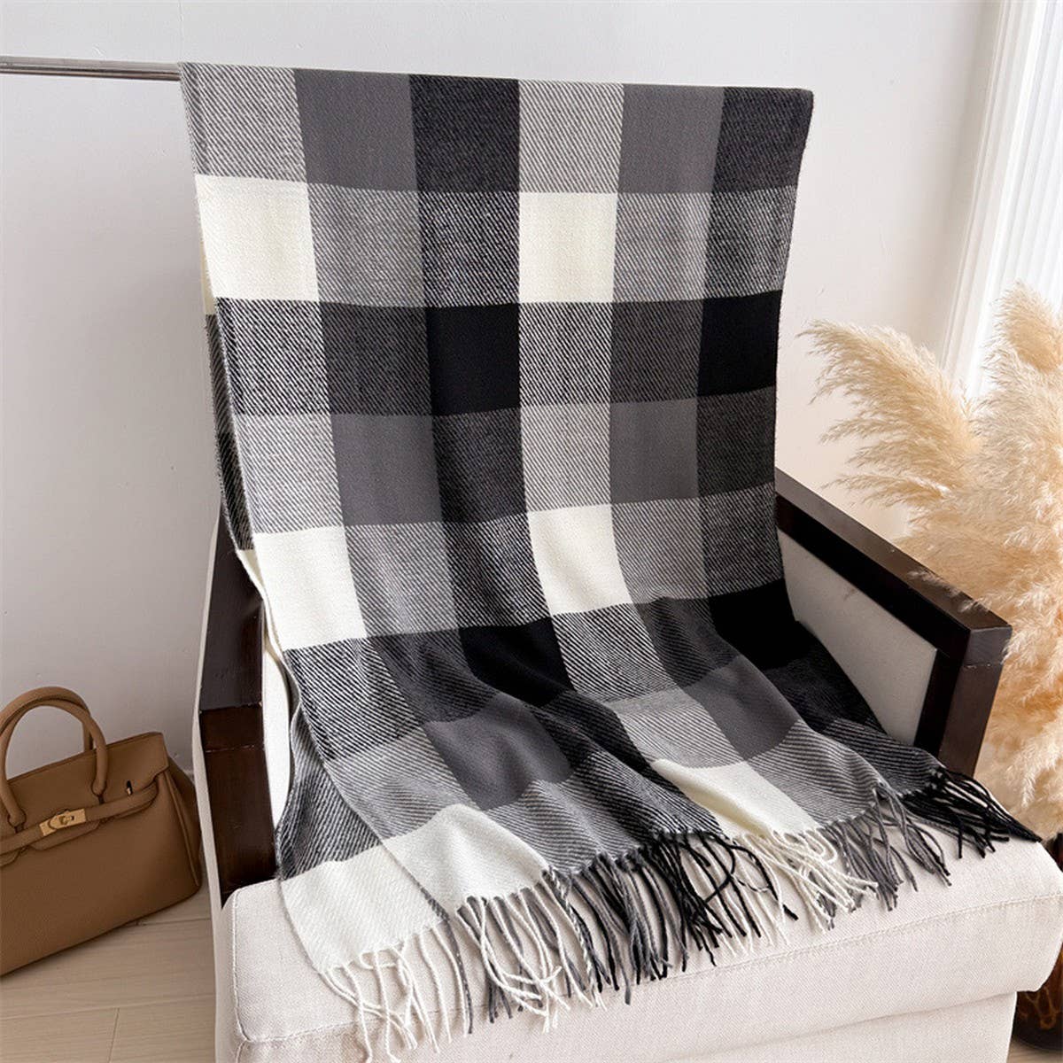 Warm Checkered Scarf Shawl For Cold Weather_Cwasc2763