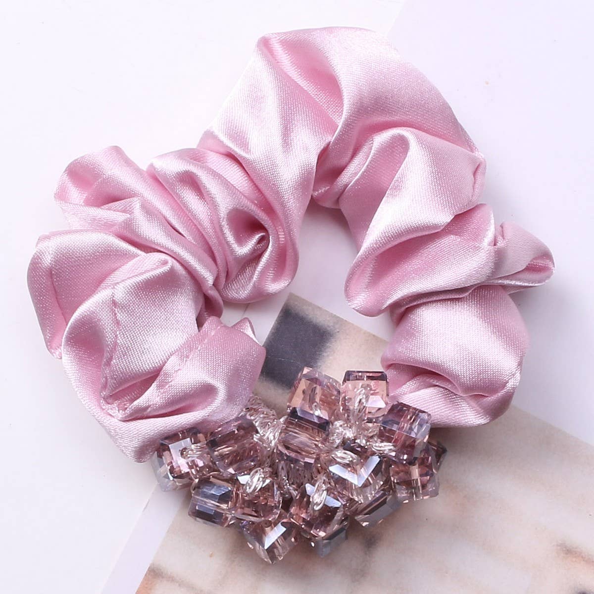 ELEGANT CRYSTAL SCRUNCHIE FASHION HAIR TIE_CWAHA6863