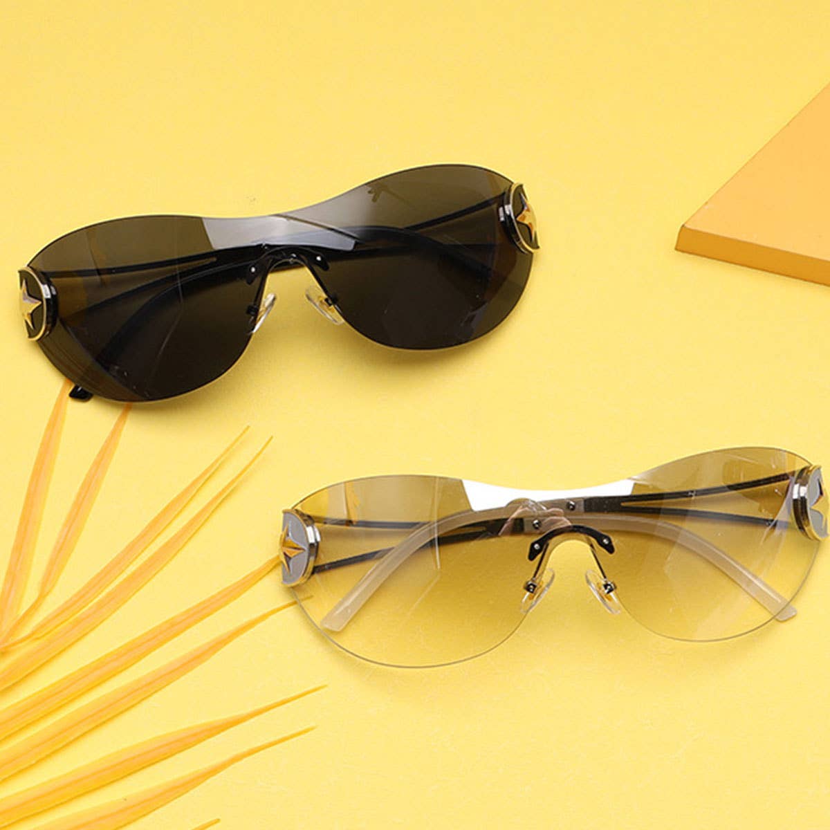 Y2K Large-Frame Sunglasses Withve-Pointed Stars_Cwasg0151