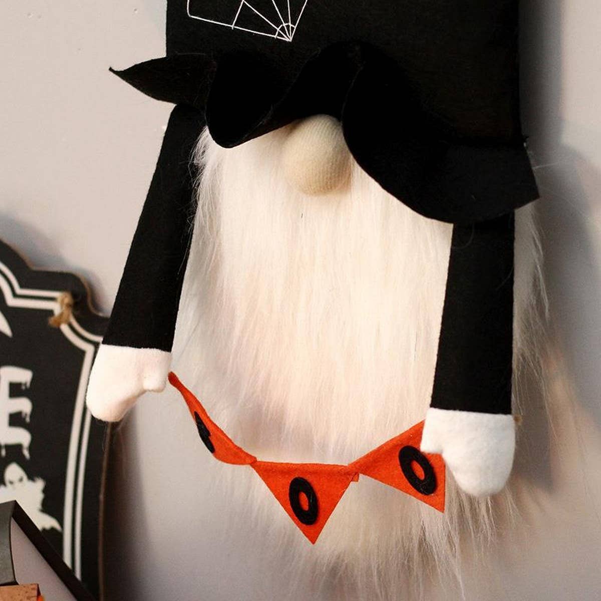 BLACK WHITE PLAID FACELESS GNOME FLAG WALL DECOR_CWAJE0540