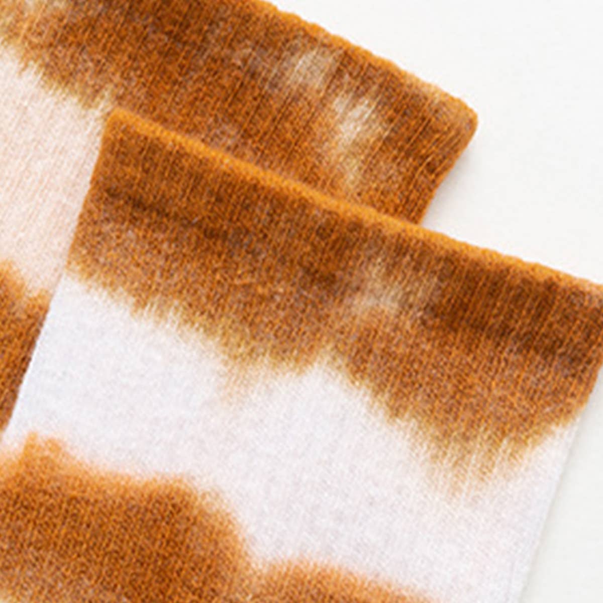 SIMPLE TIE DYED HIGH TOP SOCKS_CWMS0263