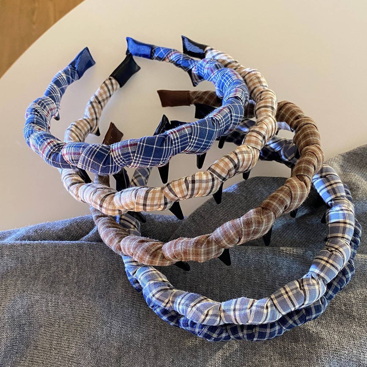 Plaid Wrapped Headband Anti Slip High Top_Cwaha08059
