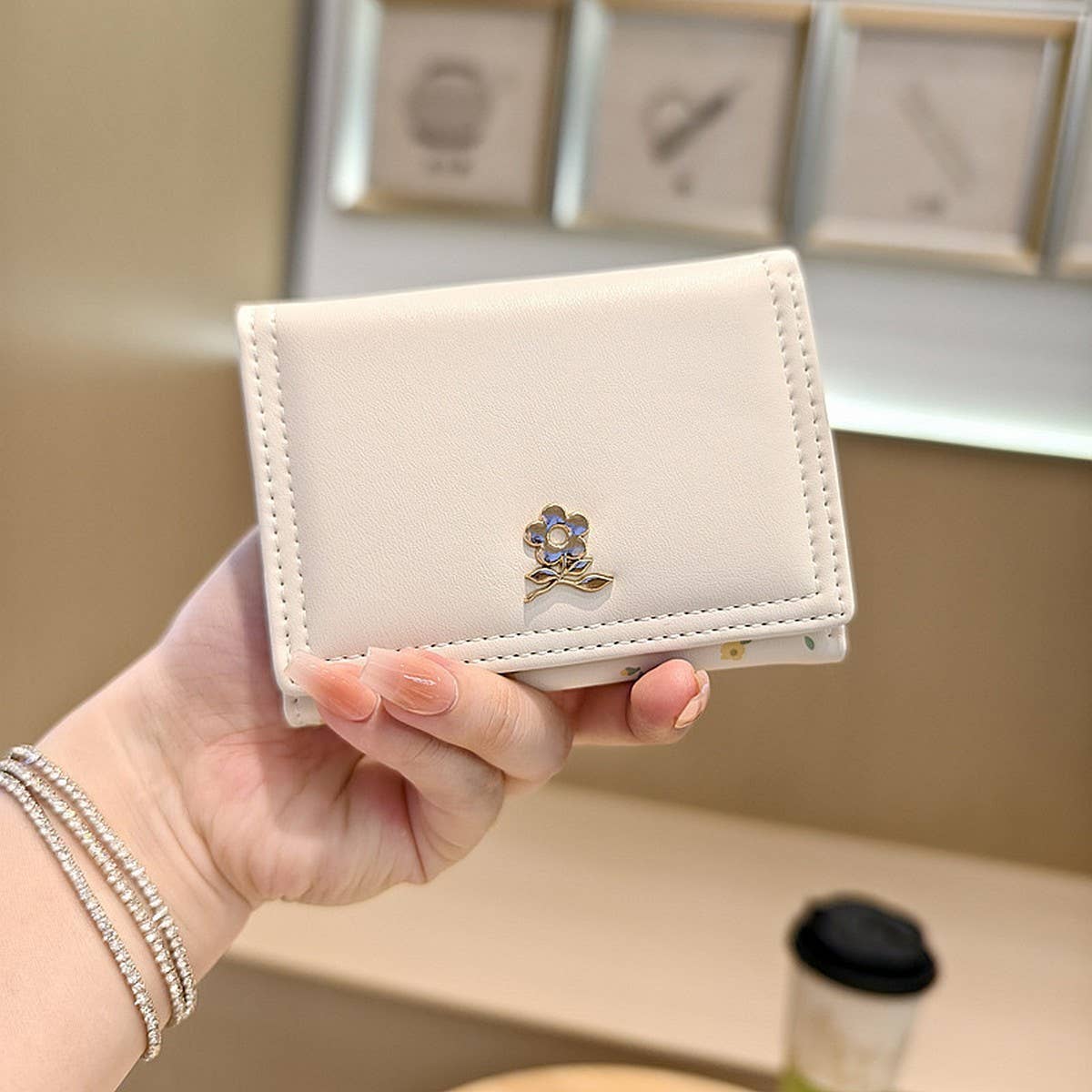 Trendy Printed Mini Trifold Wallet For Students_Cwab06229