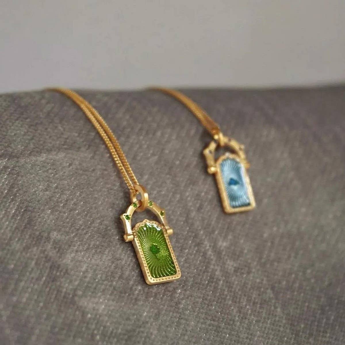 Vintage Titanium Steel Rotating Tarot Necklace_Cwmm5703