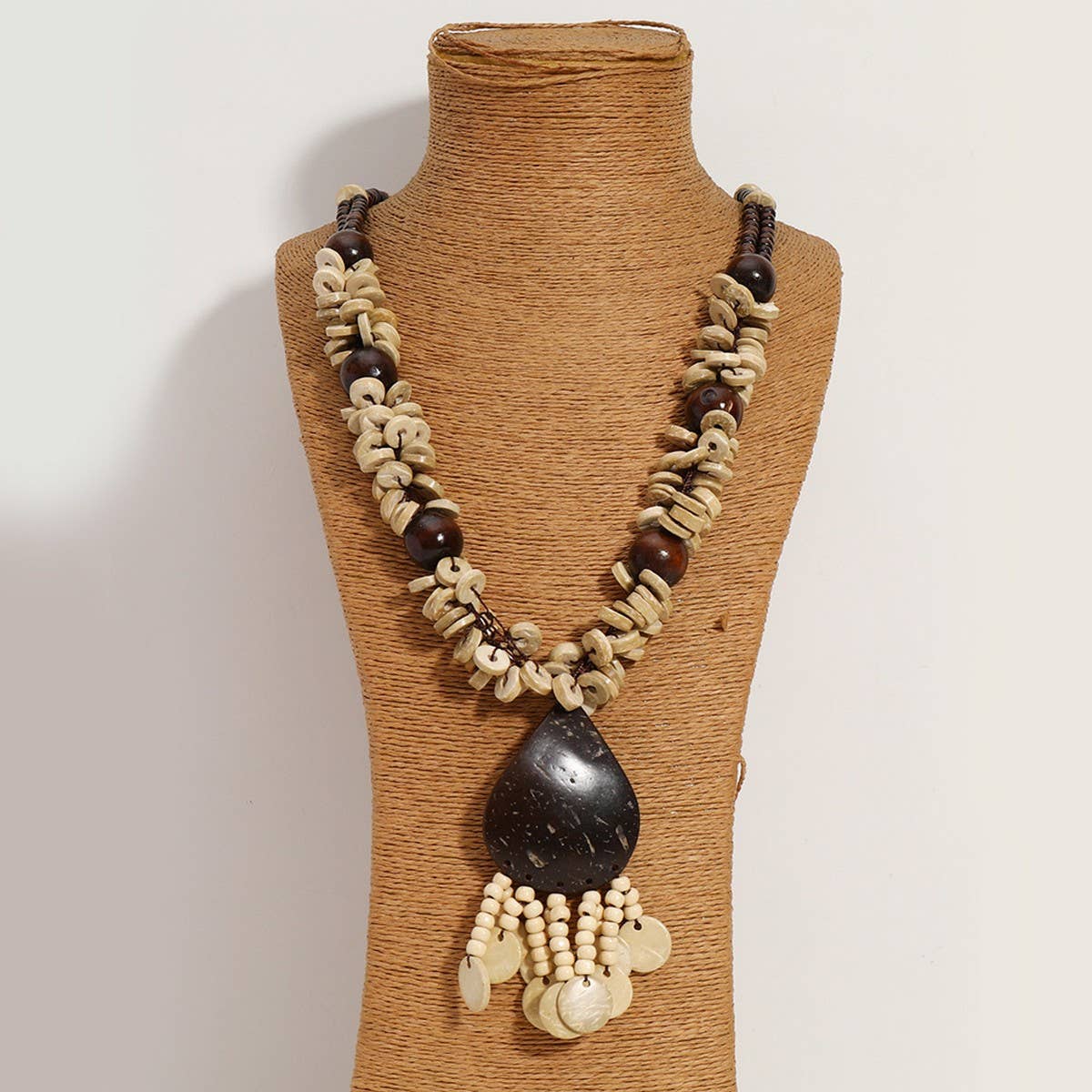Vintage Wooden Bead Coconut Shell Necklace_Cwmm4430