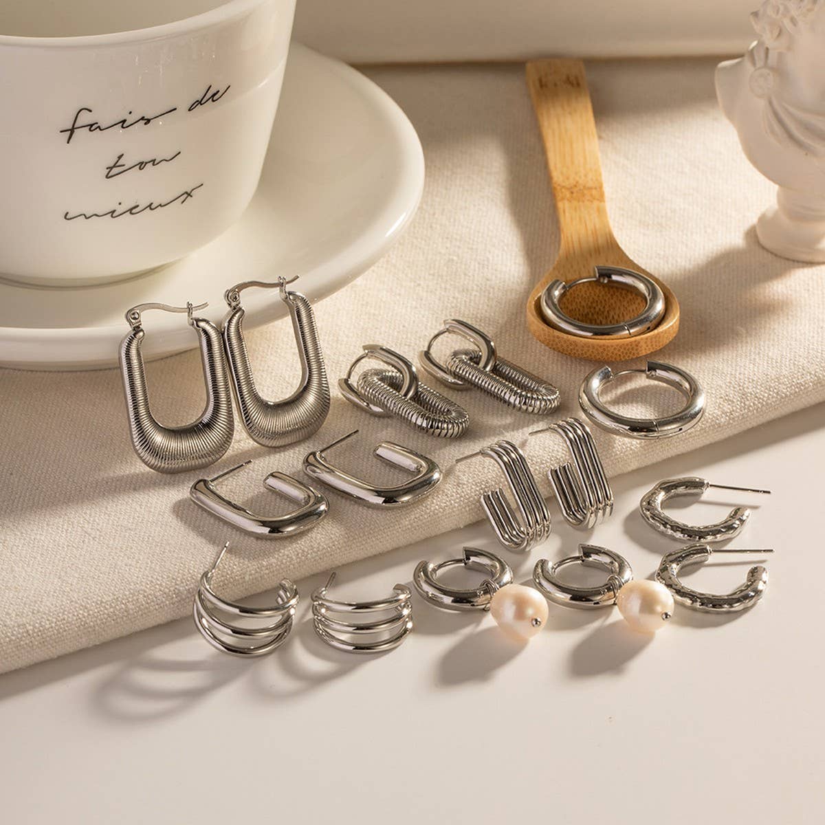 HIGH GRADE LIGHT LUXURY TITANIUM STEEL EARRINGS_CWASC1689