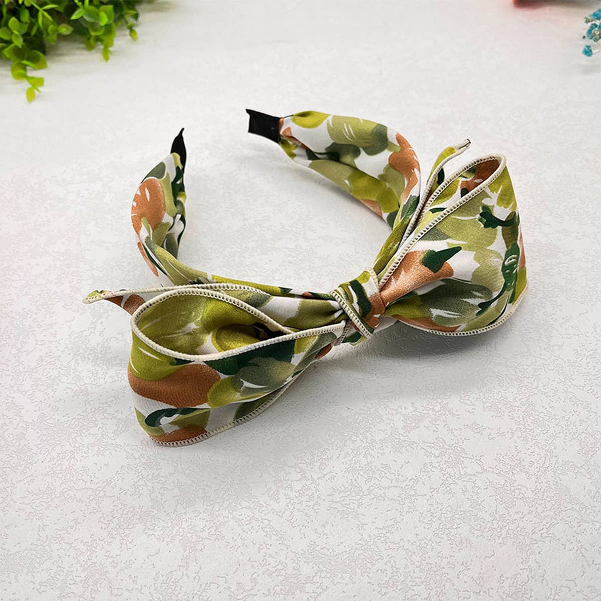 PRESSED WIDE BRIMMED FLORAL BOW HEADBAND_CWAHA2573