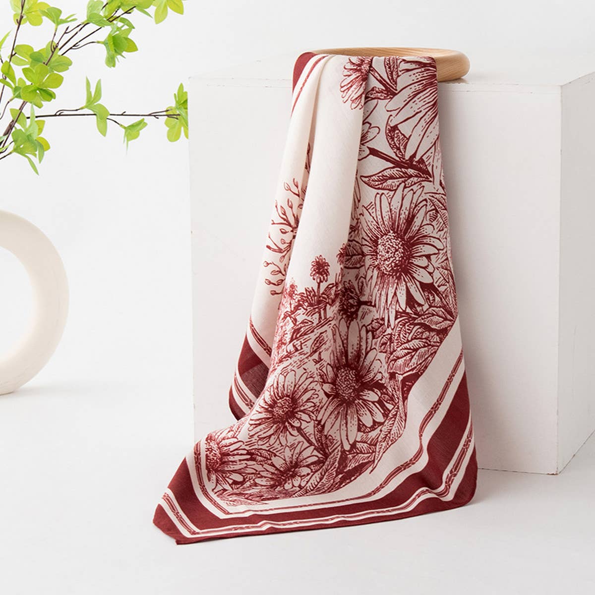 Versatile Shirt Retro Plant Print Square Scarf_Cwasc0924