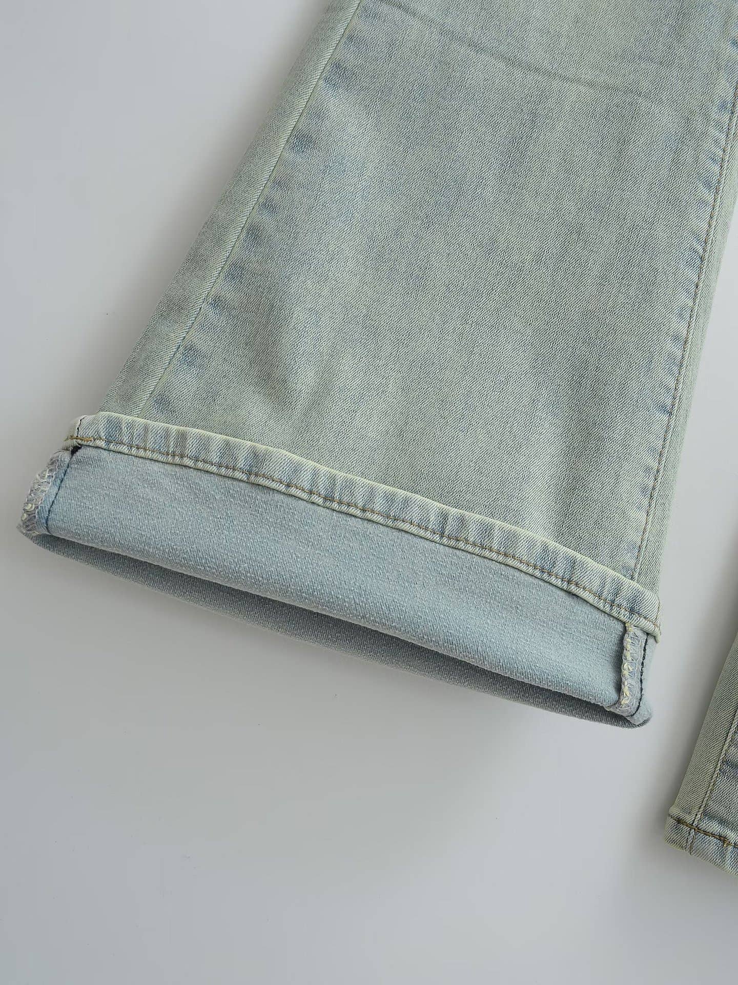 V-Waisted Fleece Slightly Flared Long Jeans