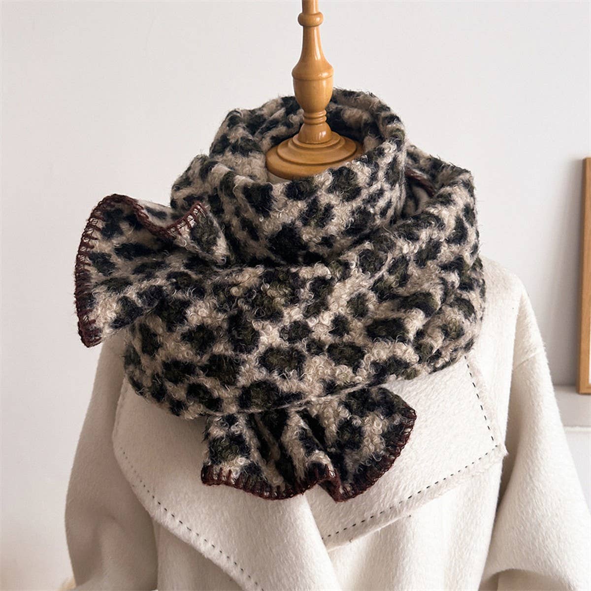 Vintage Leopard Tassel Scarf For Fall Winter_Cwasc2744