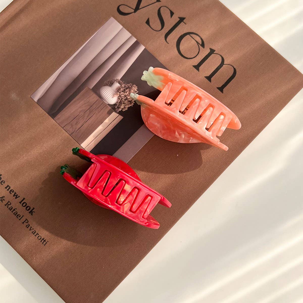 PINK STRAWBERRY ACETATE CLAW CLIP SWEET CUTE_CWAHA5838