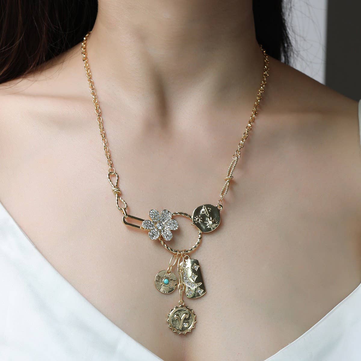 FASHION DESIGN MULTI ELEMENT PENDANT NECKLACE_CWAJE2834