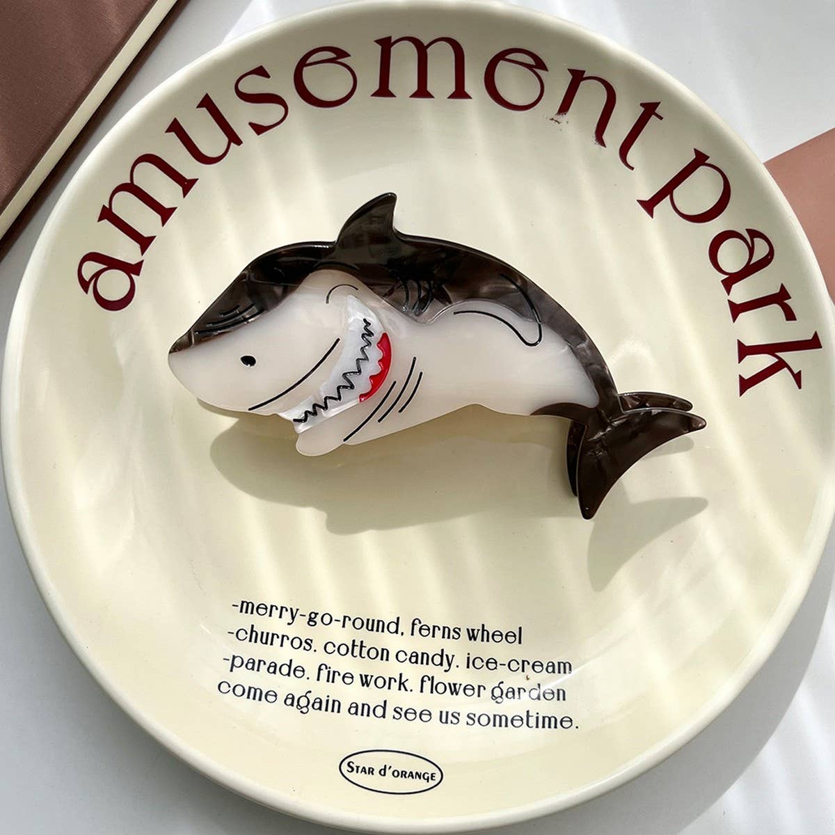 SHARK ACETATE OCEAN HAIR CLAW CLIP LARGE_CWAHA5954