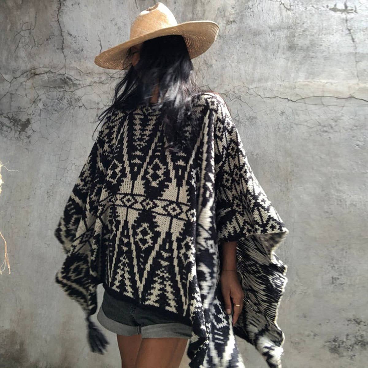 PULLOVER KNITTED CAPE SHAWL BAT PRINT TASSEL SHAWL_CWASC1539