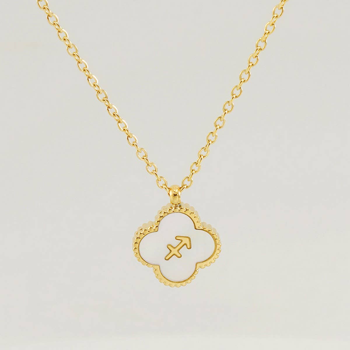 SHELL FOUR LEAF CLOVER CONSTELLATION NECKLACE_CWAJE0688