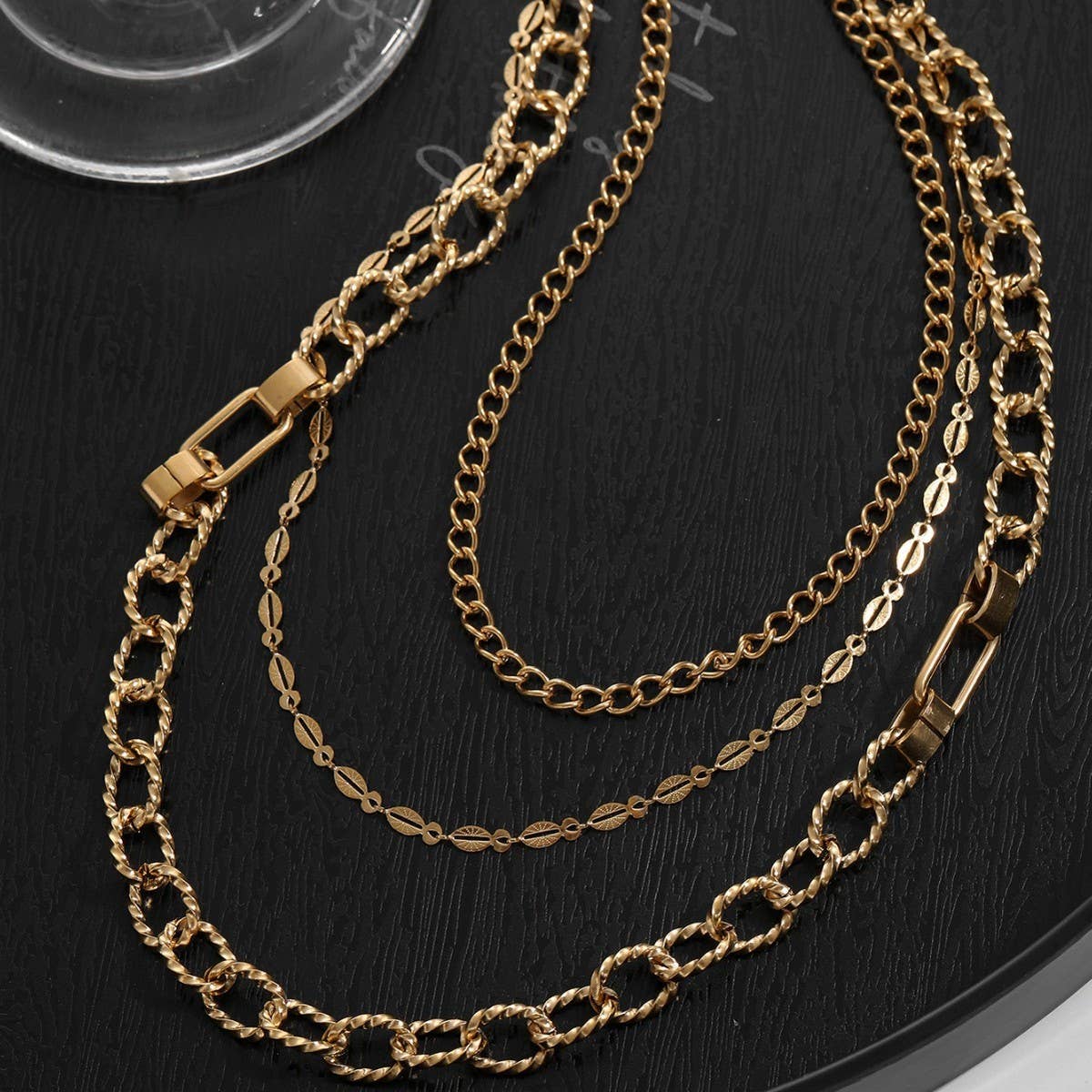 LAYERED STAINLESS STEEL 18K GOLD PLATED NECKLACE_CWMM3691