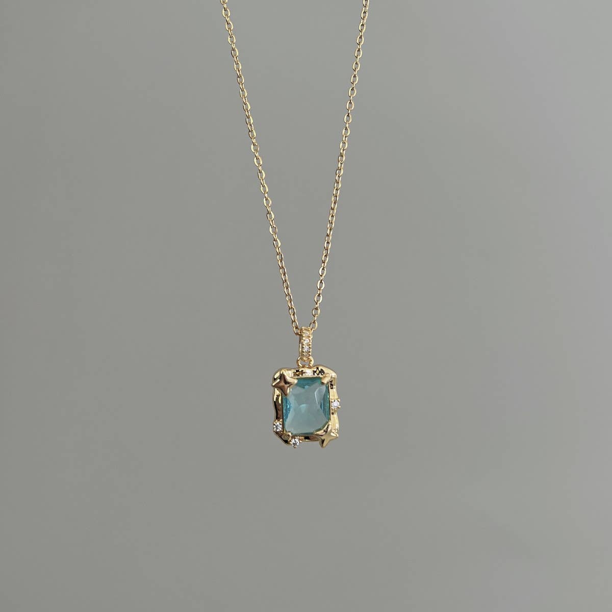 BLUE ZIRCON SQUARE STAR NECKLACE_CWAJE1254