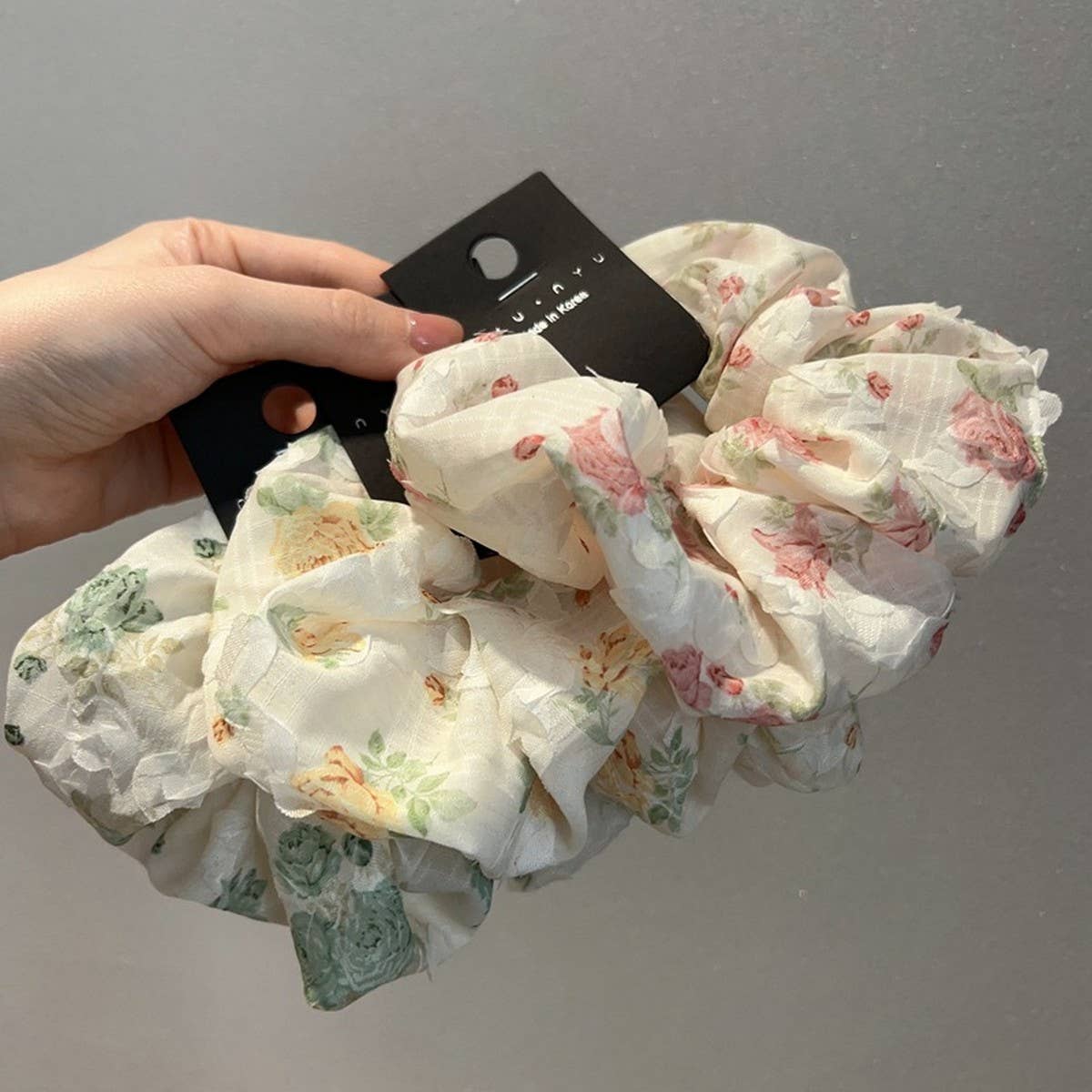 FRENCH ROMANTIC FLORAL HAIR SCRUNCHES_CWAHA1735