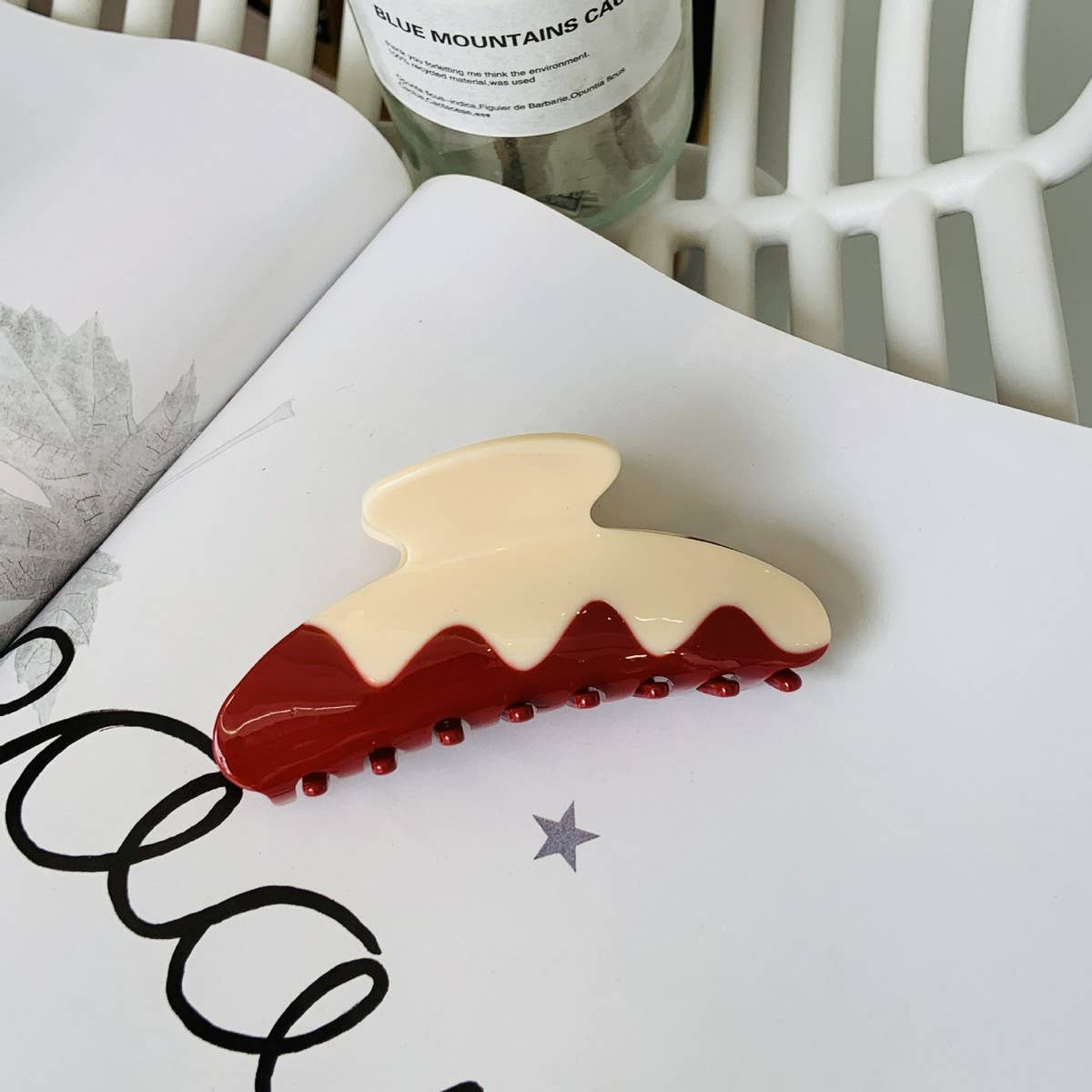 New Color Matching Acrylic Wave Hairpin, Medium