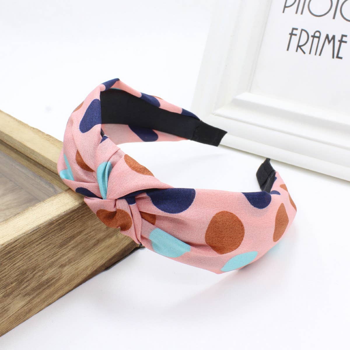 SIMPLE WIDE BRIMMED FABRIC CROSS KNOT HEADBAND_CWAHA1677