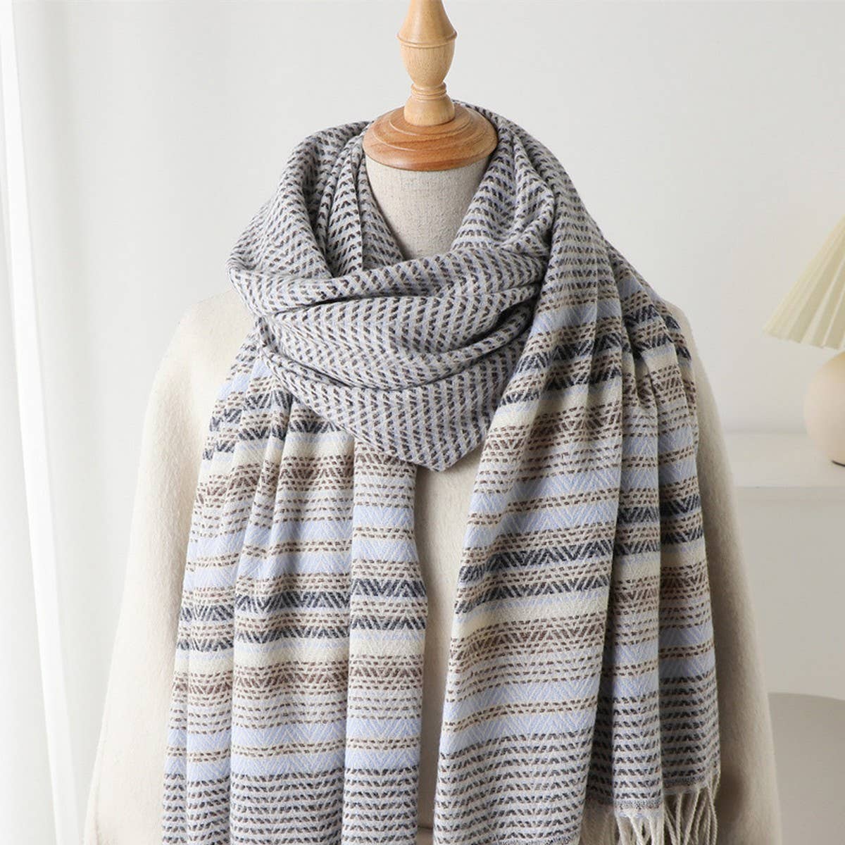 CLASSIC CHECKERED SHAWL SCARF WITH SOFT TASSELS_CWASC2766