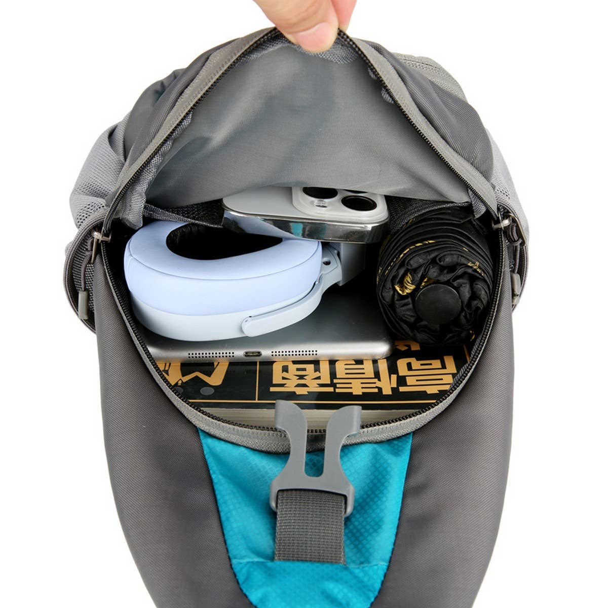 Waterproof Stylish Chest Sling Bag For Outdoors_Cwab5406