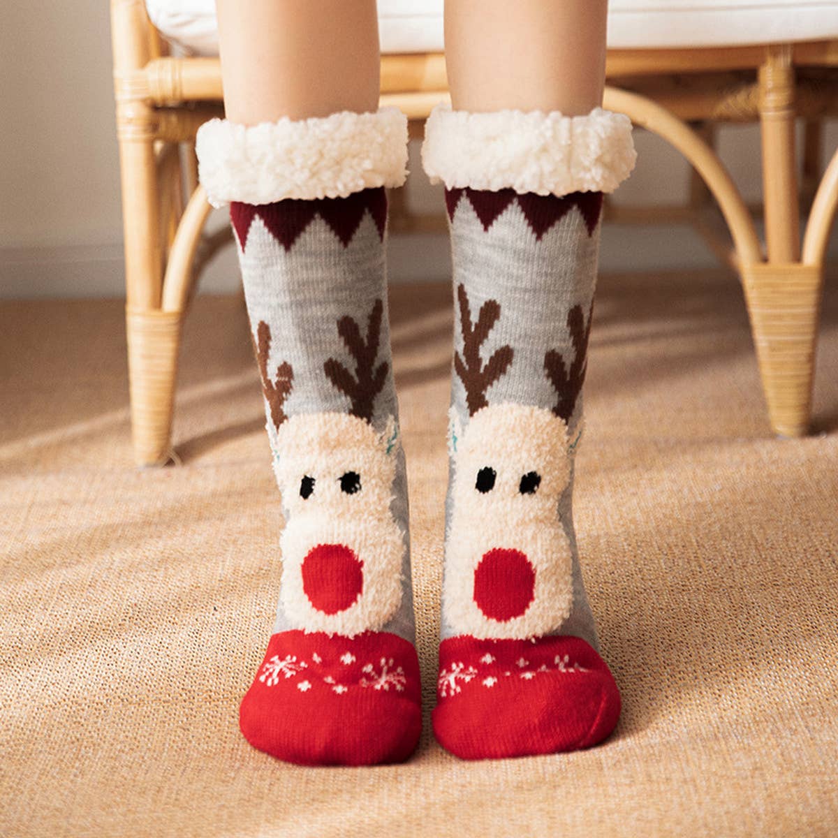 CHRISTMAS STOCKING PLUSH INDOOR SLIPPERS_CWMS0723