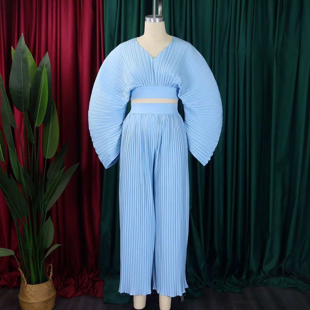 PLEATED V NECK TOP AND WIDELEG PANTS TWO PIECE SET_CWSTB1138
