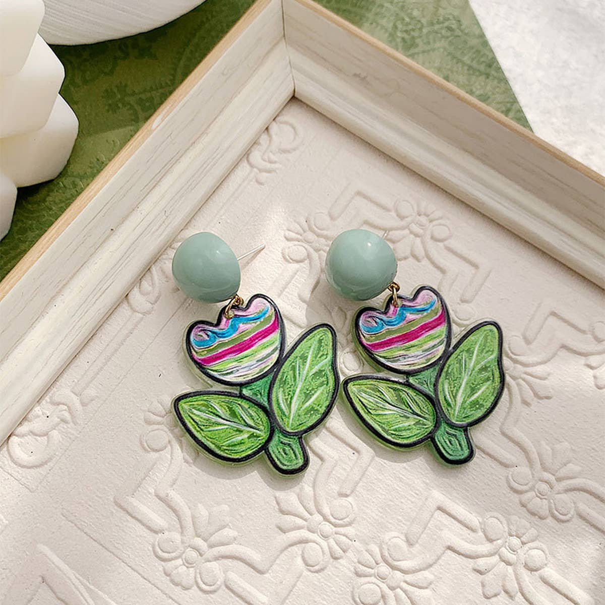 CONTRAST COLOR GRAFFITI FLOWER EARRINGS_CWAJE1638