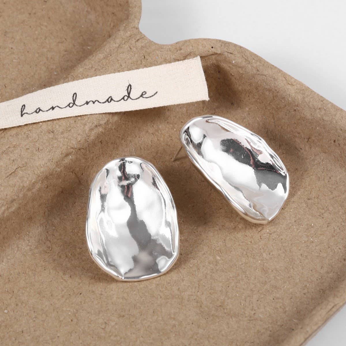 NICHE DESIGN METAL STYLE CONCAVE OVAL EARRINGS_CWAJE3121