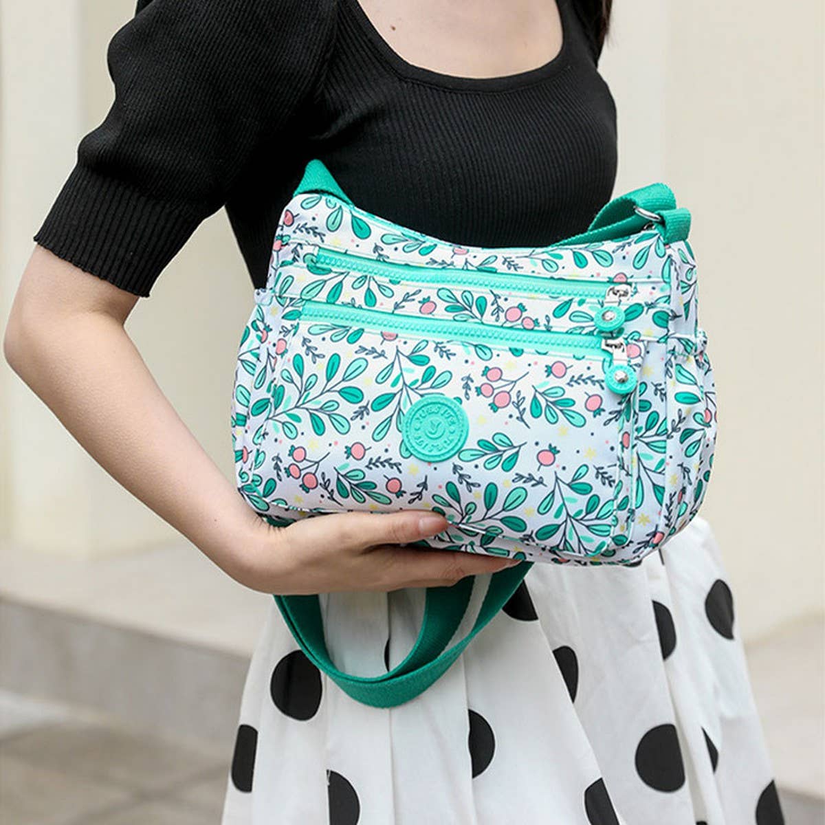 CASUAL WATERPROOF SHOULDER MESSENGER BAG_CWAB3525