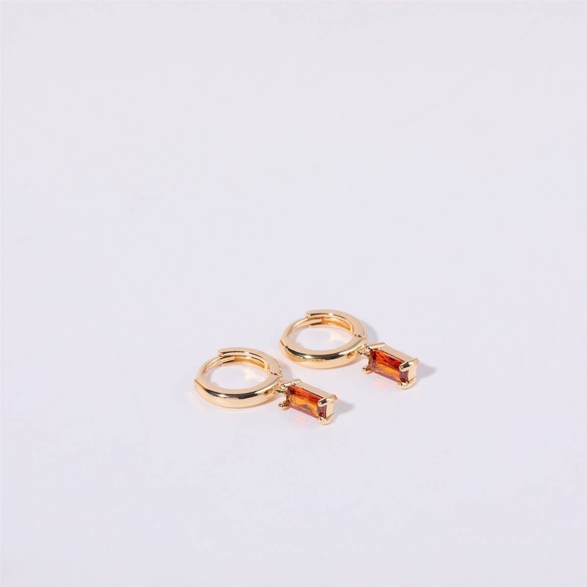 POLISHED GEOMETRIC HOLLOW EARRINGS STAINLESS_CWAJE5031